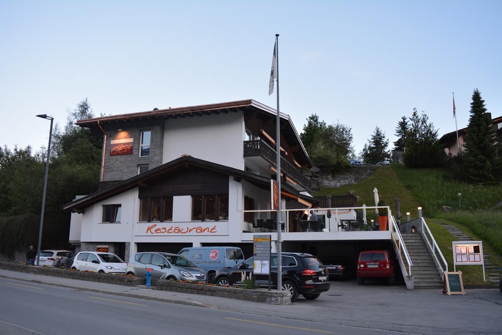 Hotel Restaurant Chesa Φιλμς Εξωτερικό φωτογραφία