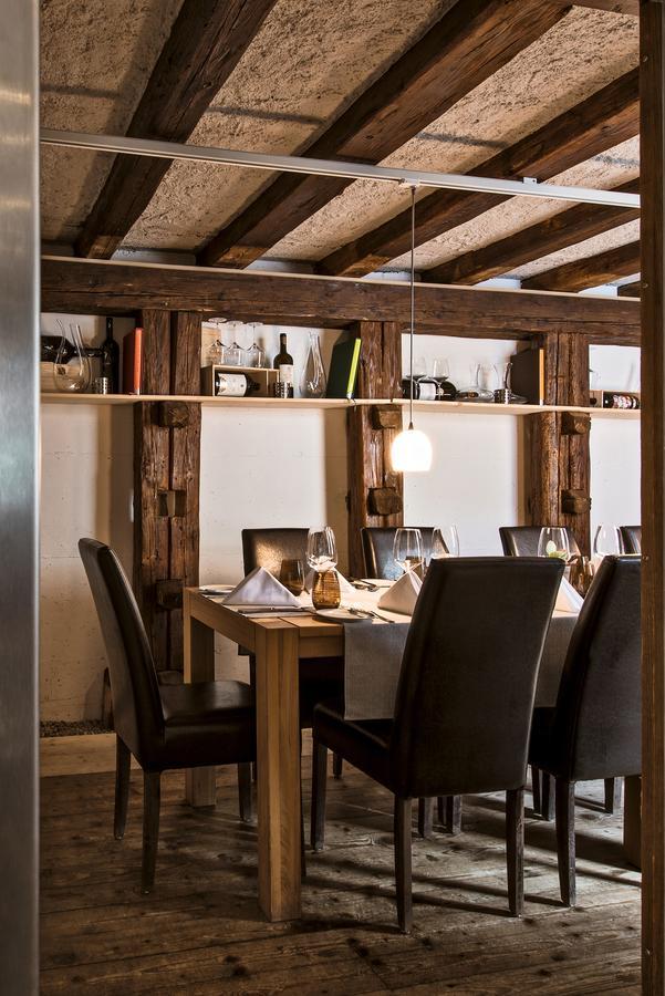 Hotel Restaurant Chesa Φιλμς Εξωτερικό φωτογραφία
